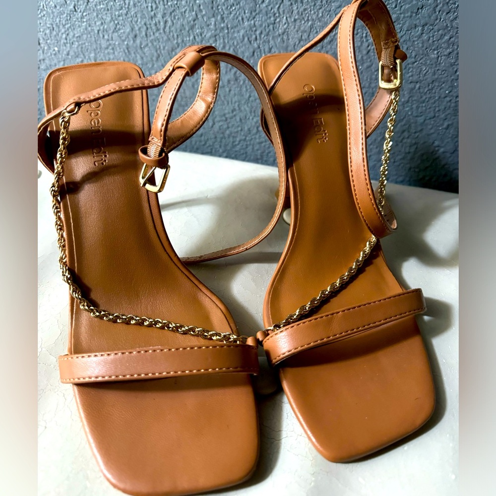 Nordstrom Open Edit size 6.5-7